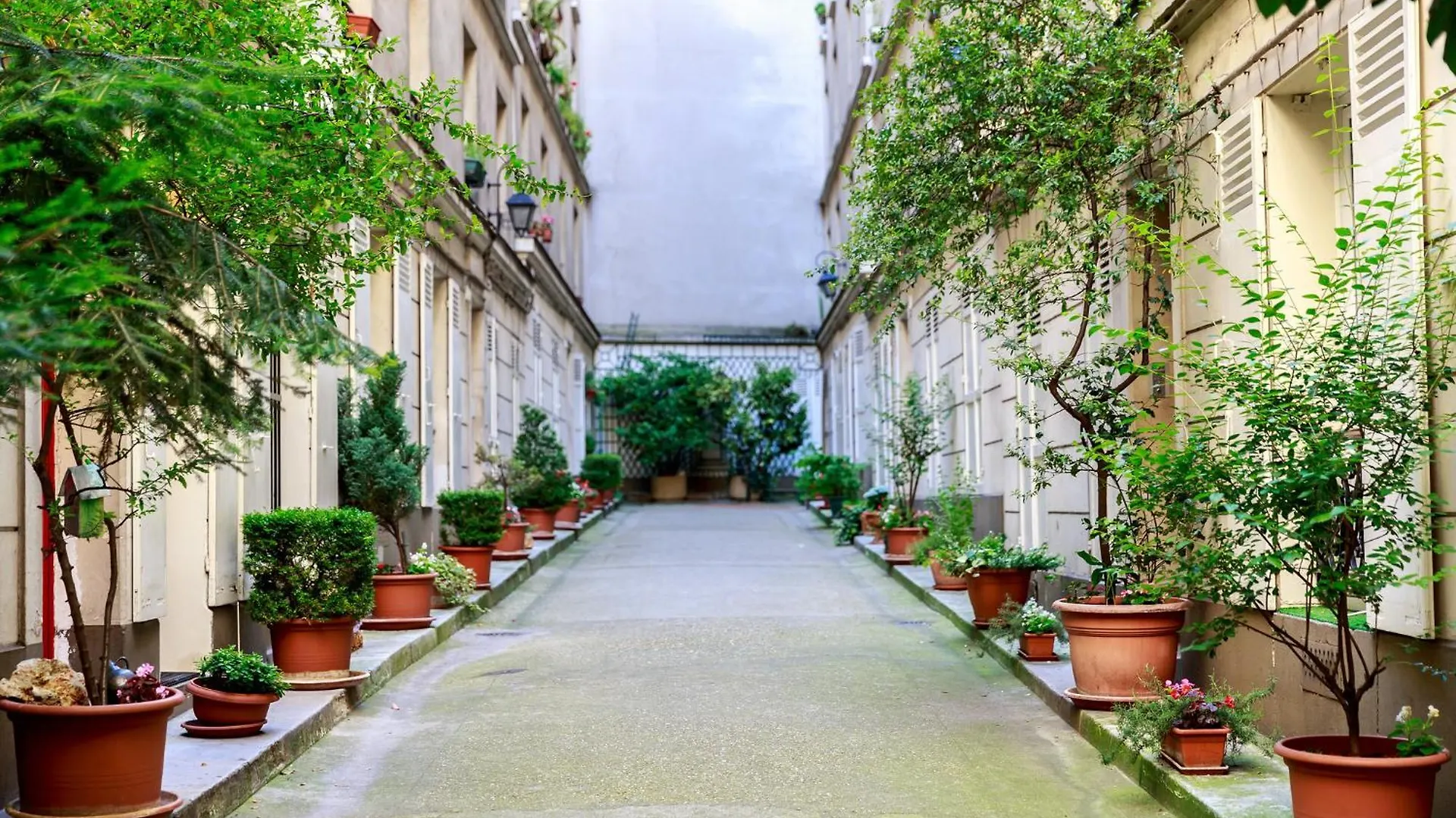 Montmartre Apartments - Degas