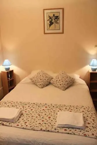 Montmartre Apartments - Degas Apartment *
