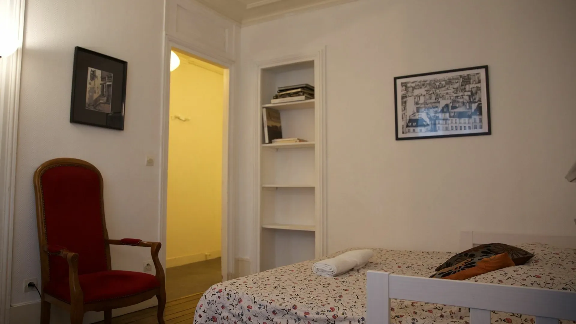 Montmartre Apartments - Degas Paris
